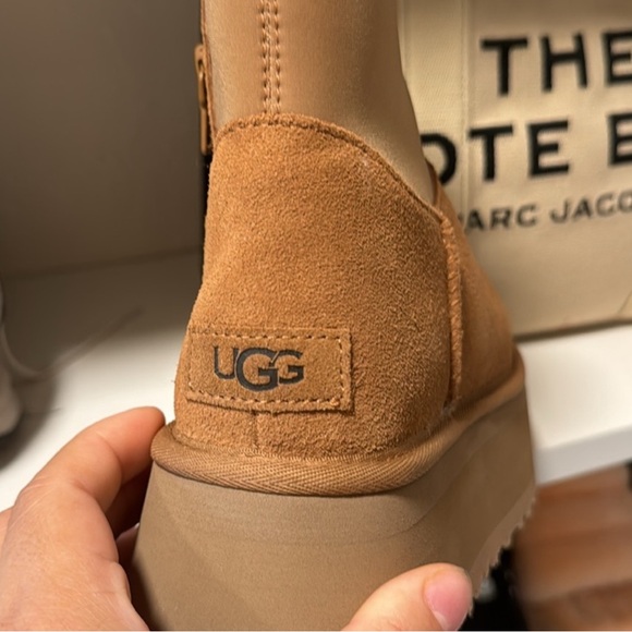 Ugg platform Classic Dipper Suede Classic Boot - Picture 4 of 5